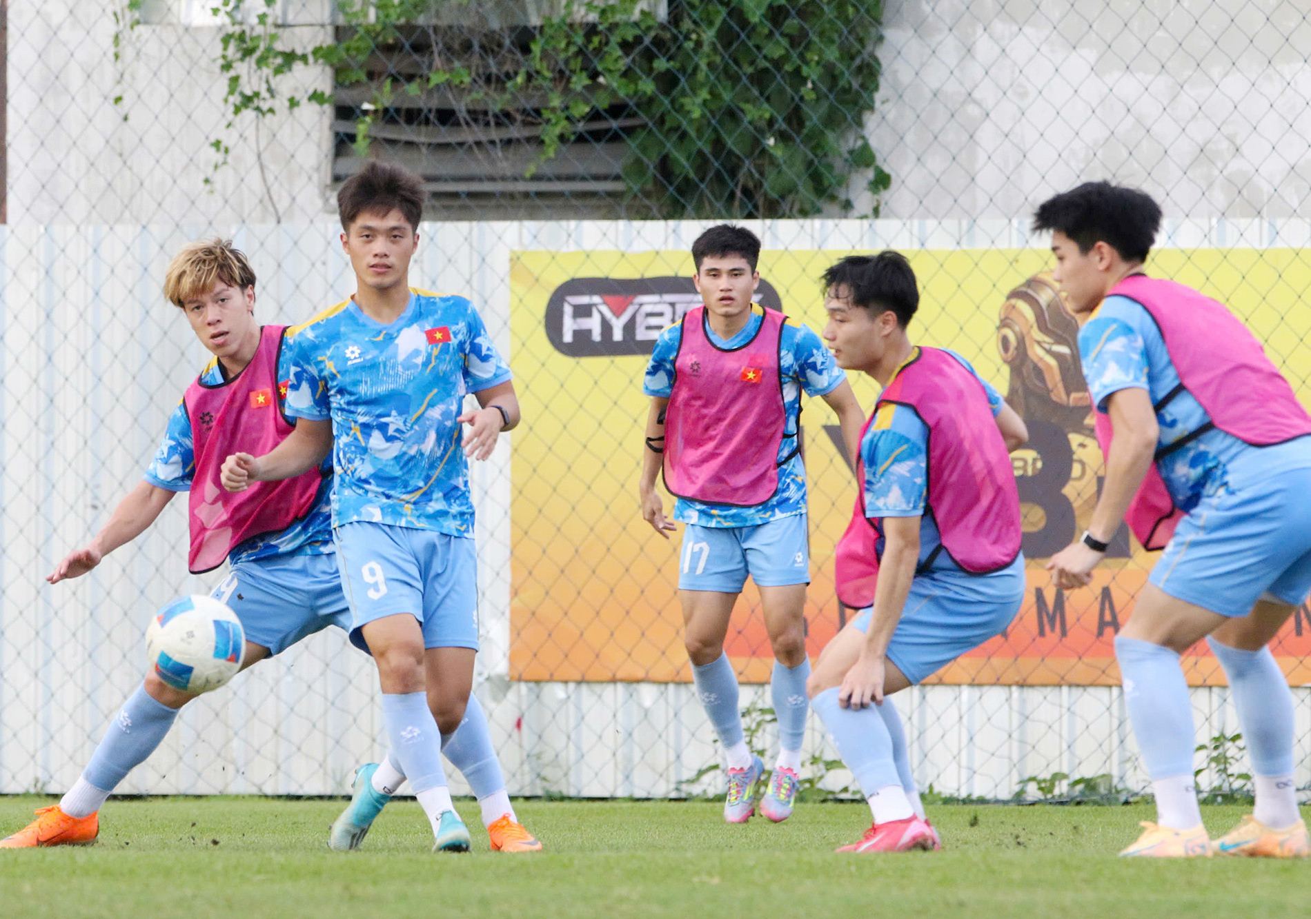 Tin thể thao (15-12): U22 Việt Nam quyết đấu U22 Philippines, Man City áp sát Arsenal
